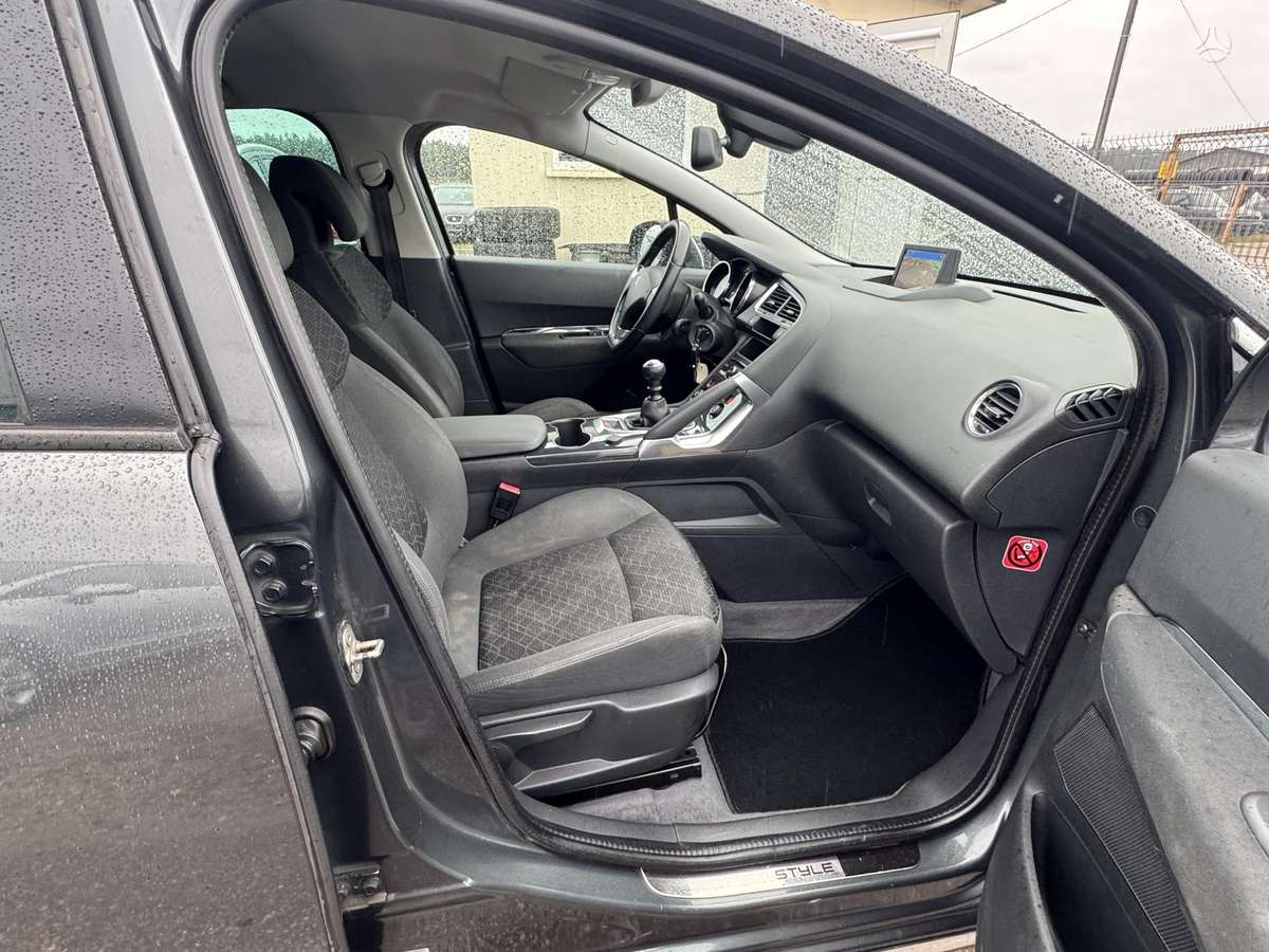 Peugeot 3008 - 10