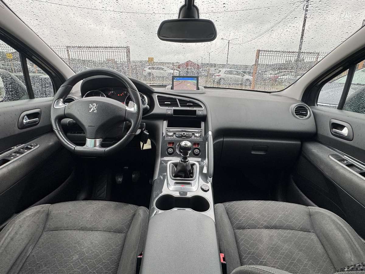 Peugeot 3008 - 11