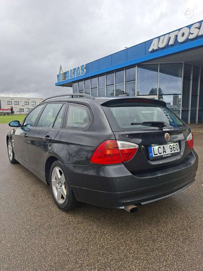 BMW 320 - 2