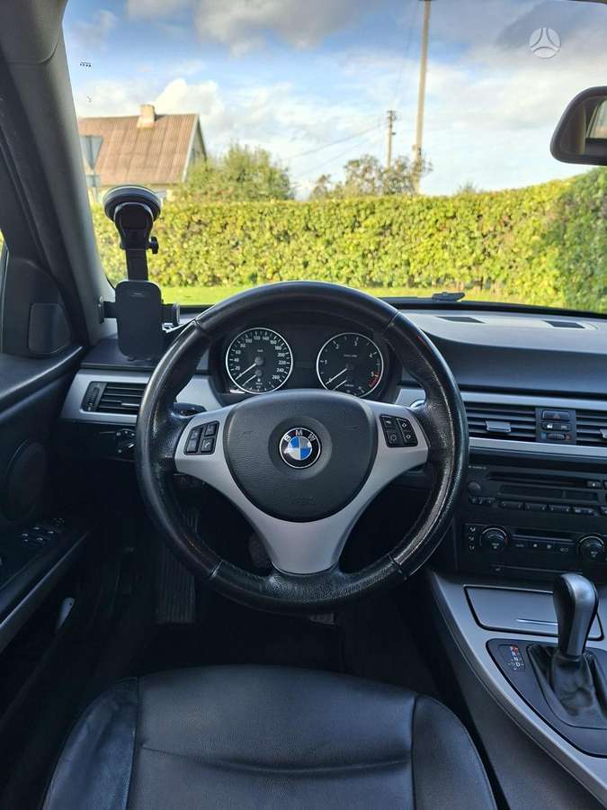 BMW 320, 2.0 l., wagon