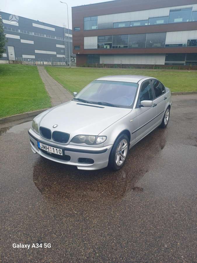 BMW 320 - 1