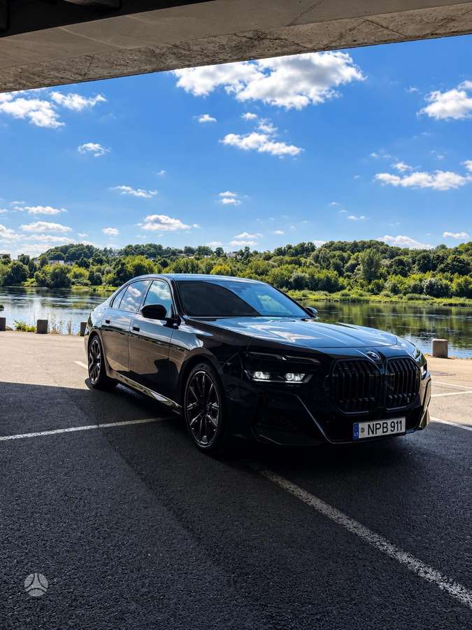 BMW 740 - 2