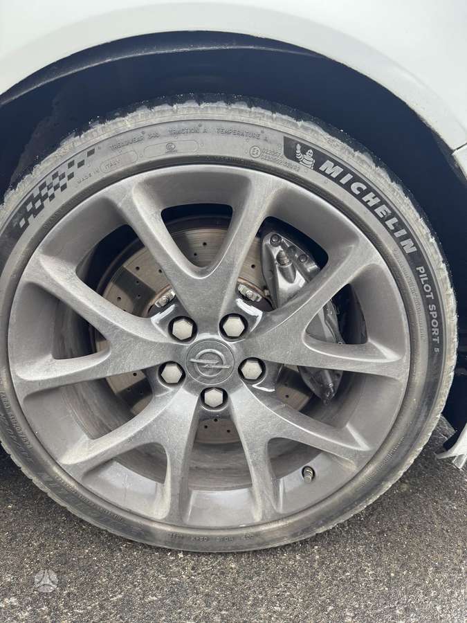 Opel Insignia - 6