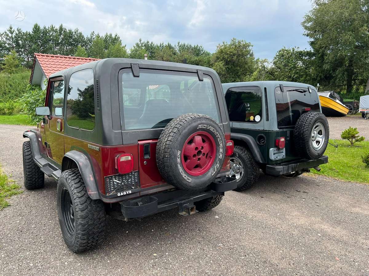 Jeep Wrangler - 5