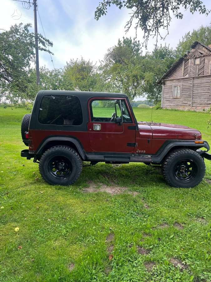 Jeep Wrangler - 6