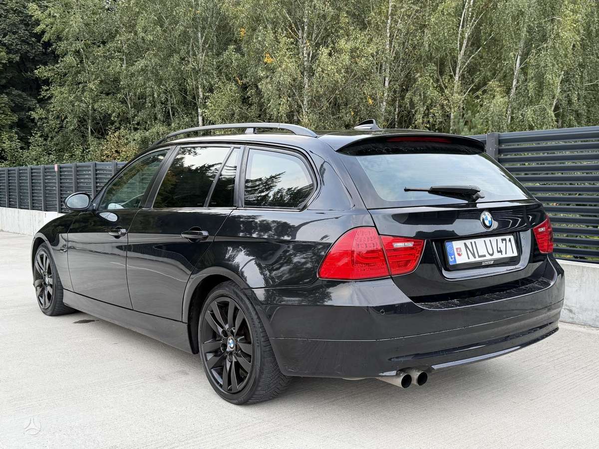BMW 330 - 4