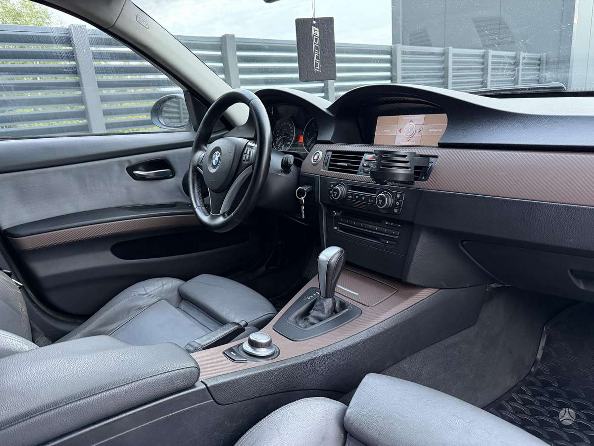 BMW 330 - 5