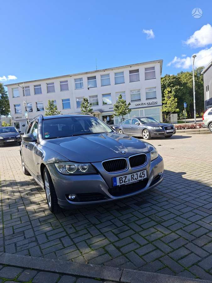 BMW 320 - 1