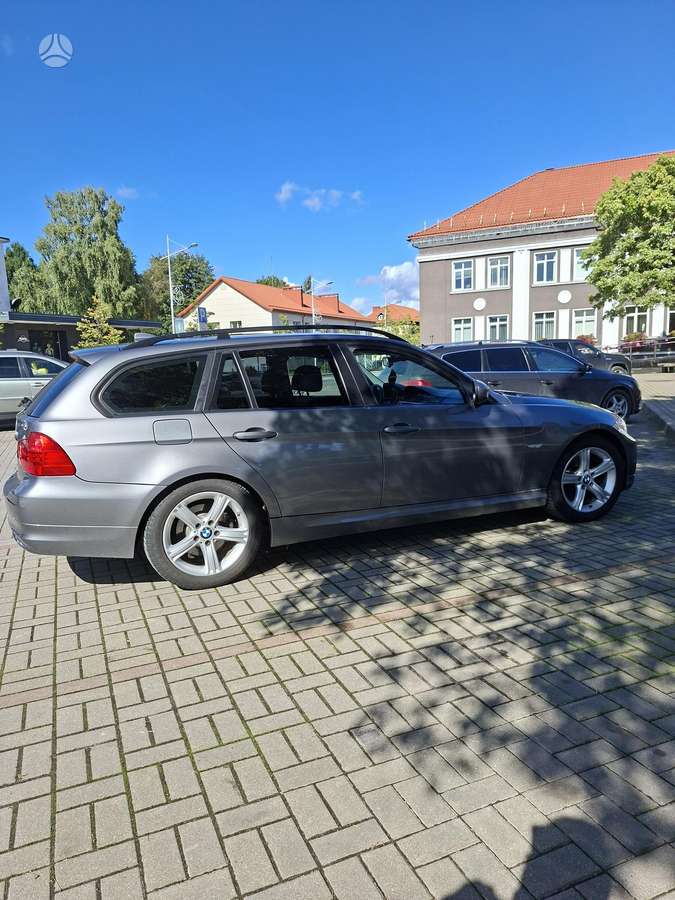 BMW 320, 2.0 l., wagon
