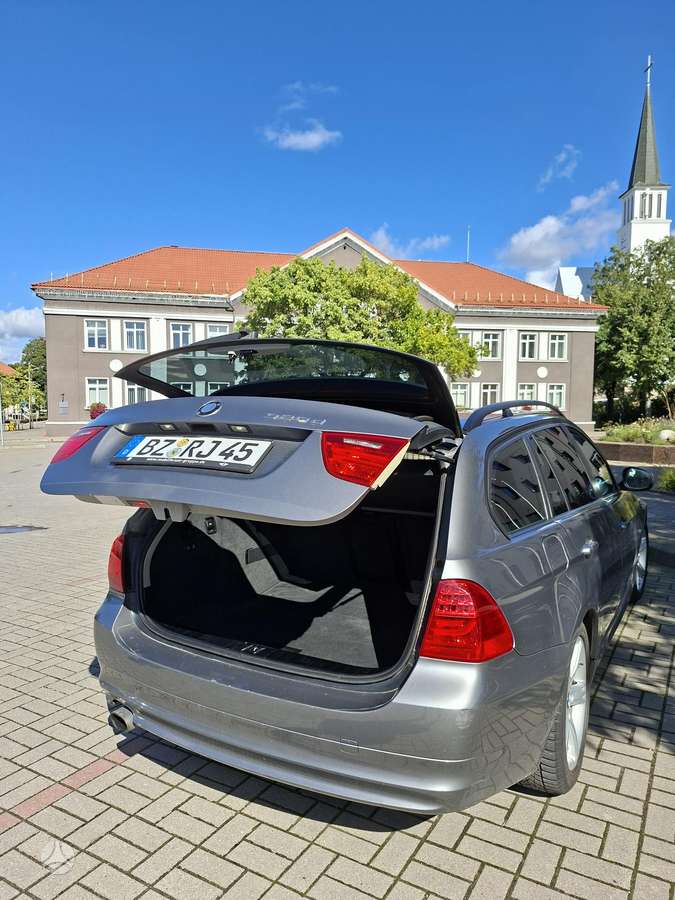 BMW 320 - 12