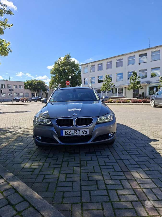 BMW 320 - 8