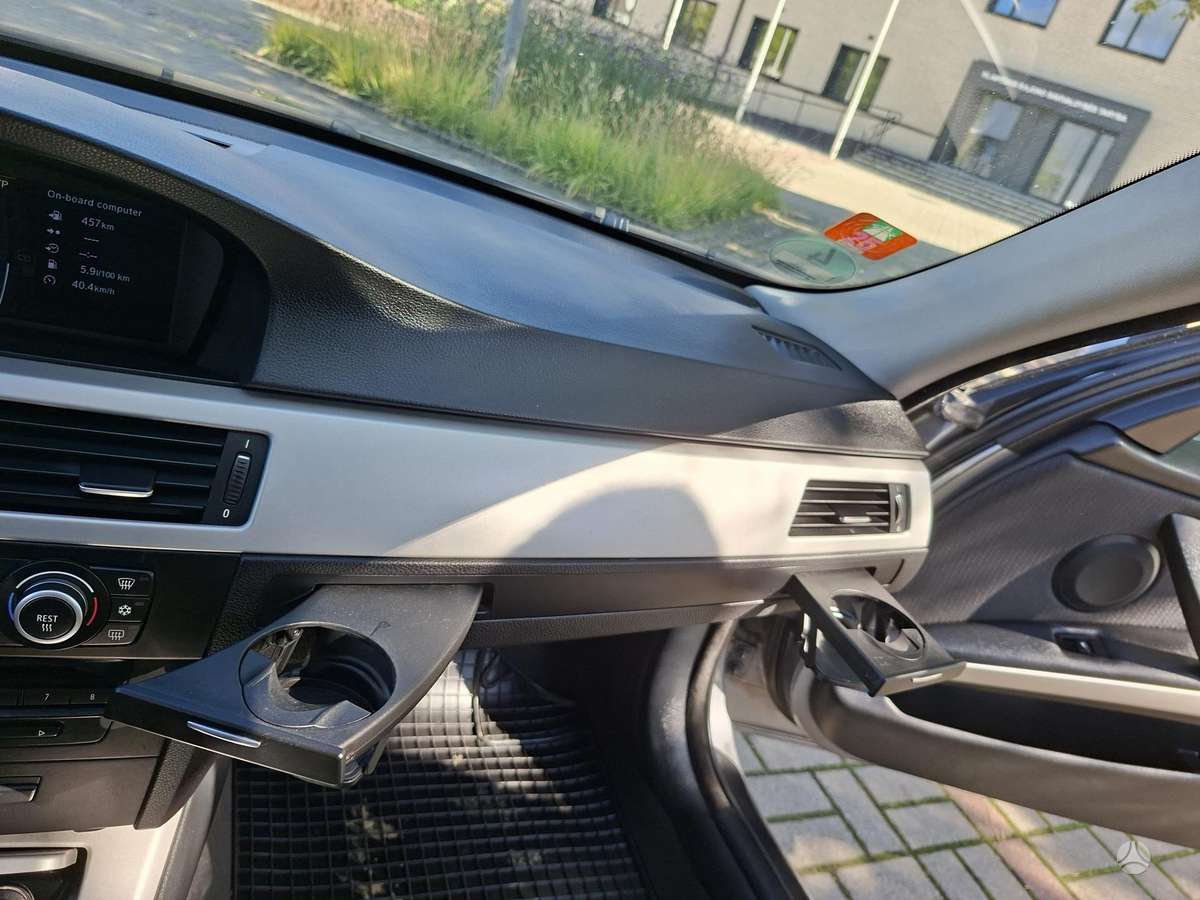 BMW 320, 2.0 l., wagon