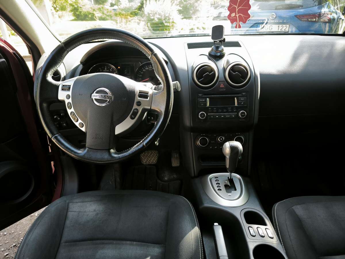 Nissan Qashqai - 10