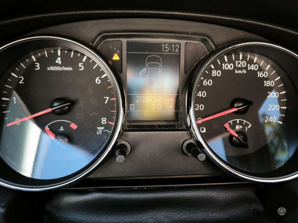 Nissan Qashqai - 11