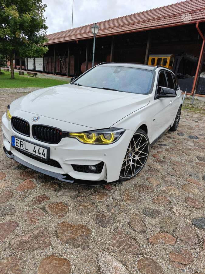 BMW 320 - 1