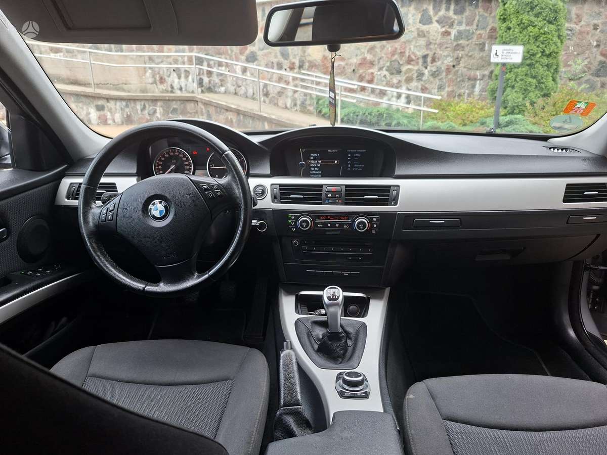 BMW 320, 2.0 l., Универсал