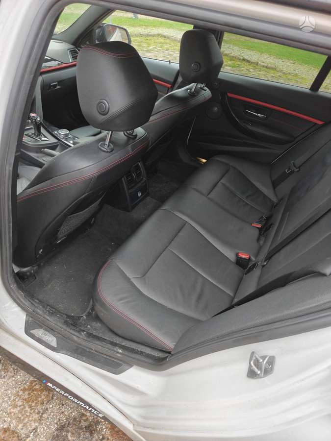 BMW 320 - 6