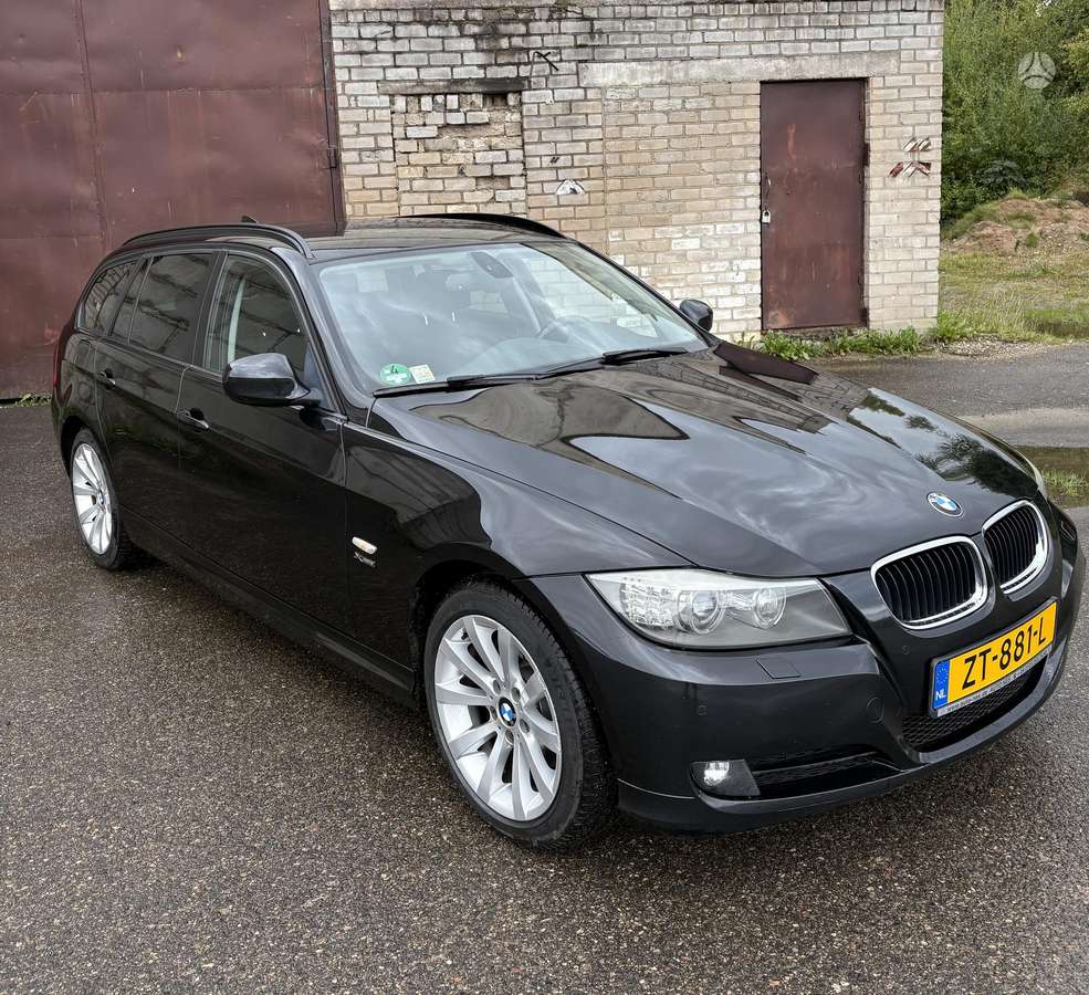 BMW 320, 2.0 l., universalas