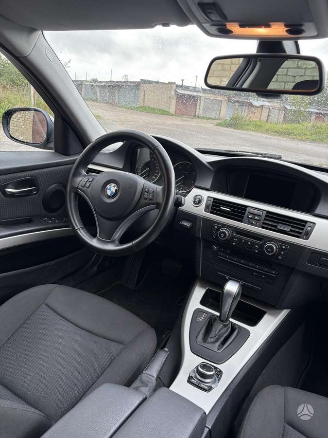 BMW 320, 2.0 l., universalas