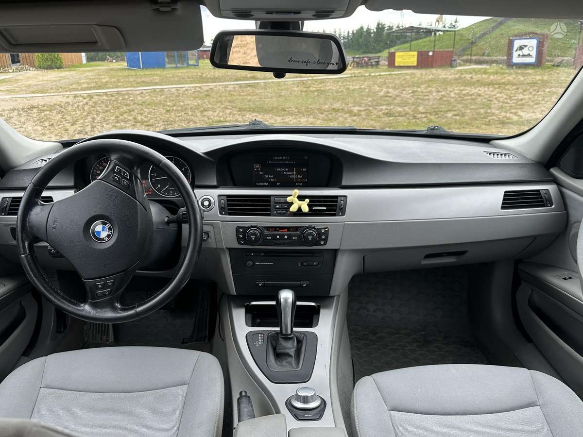 BMW 330, 3.0 l., Универсал