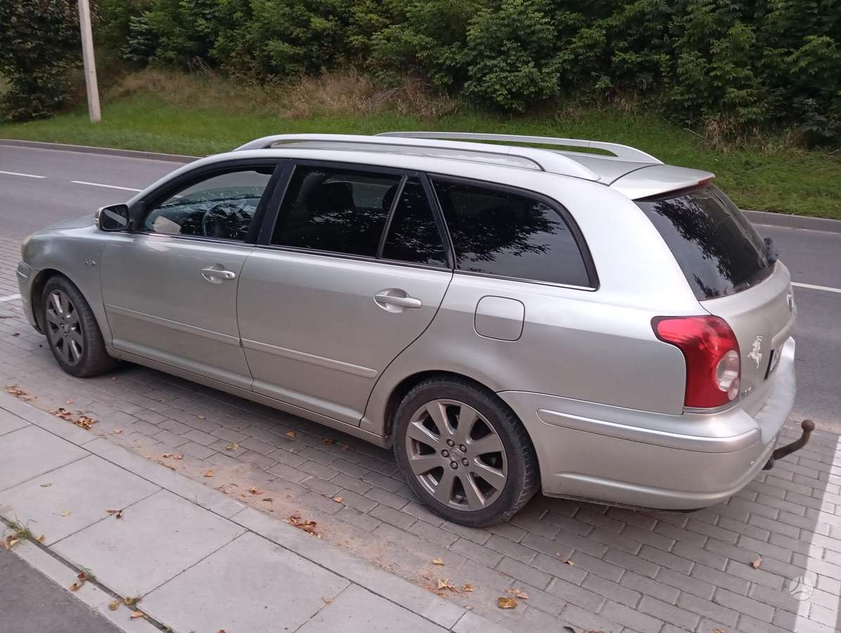 Toyota Avensis, 2.0 l., Универсал