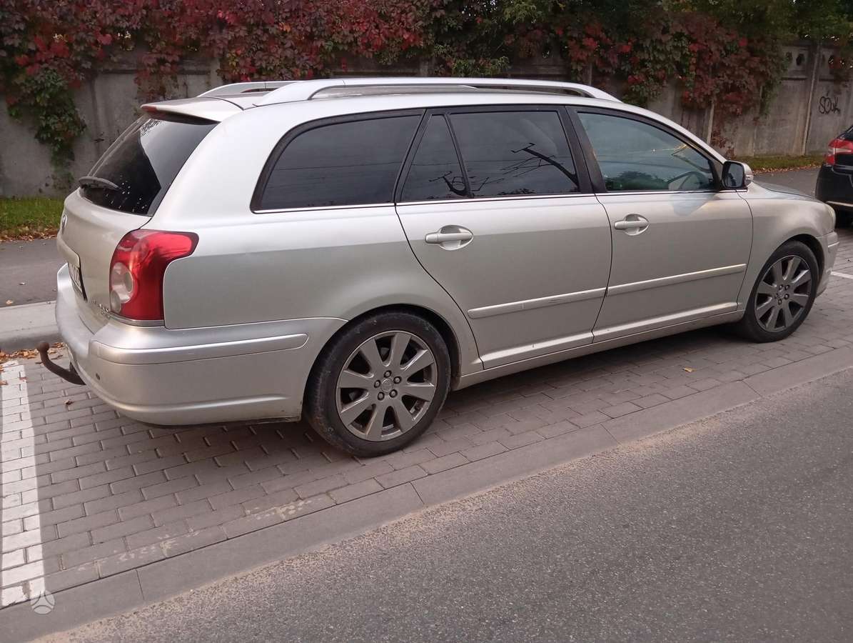 Toyota Avensis, 2.0 l., Универсал