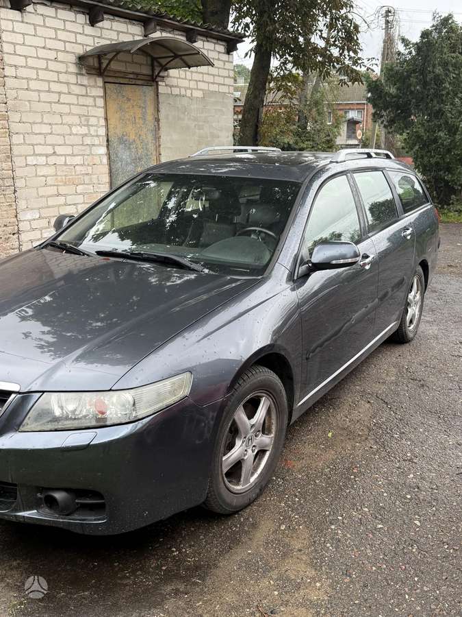 Honda Accord - 2