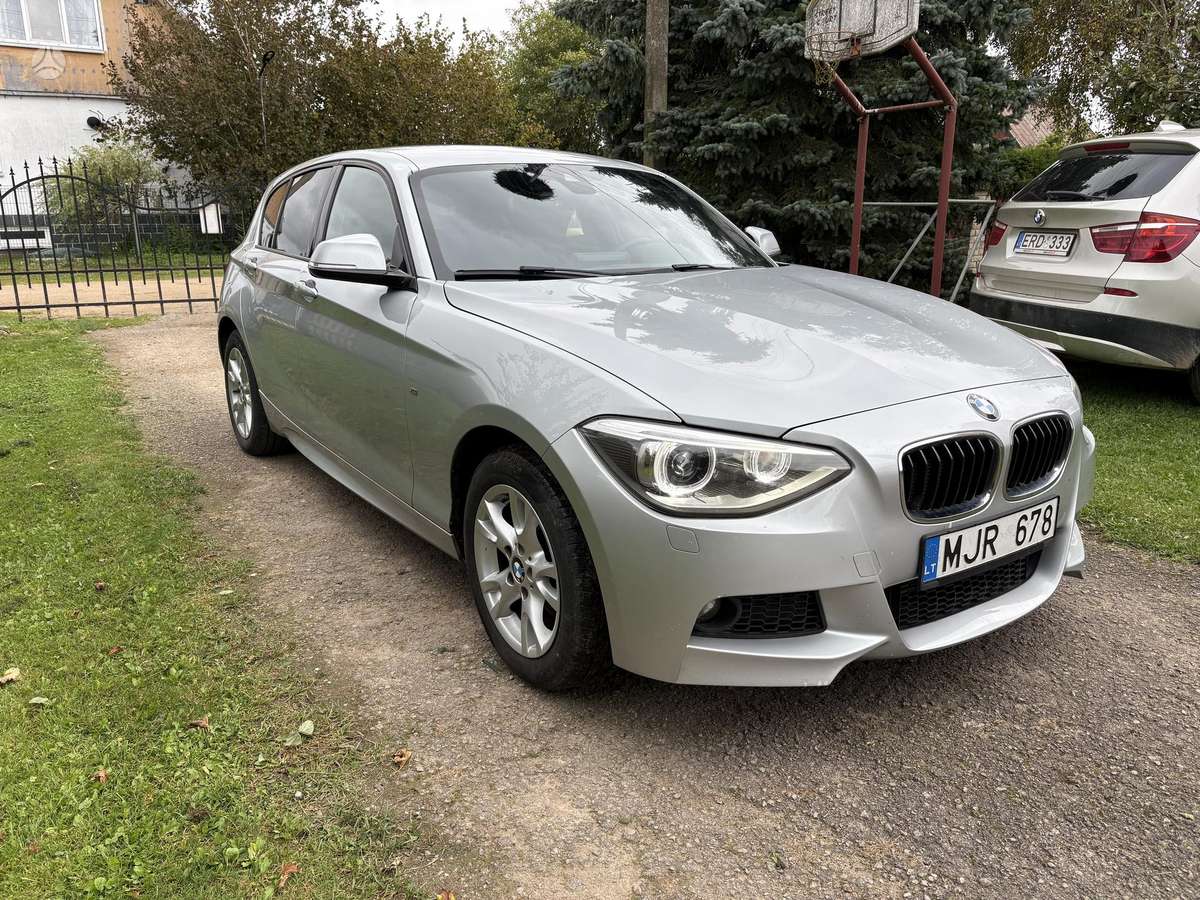 BMW 118, 2.0 l., hatchback