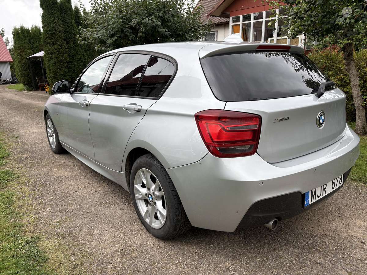 BMW 118, 2.0 l., Хэтчбек
