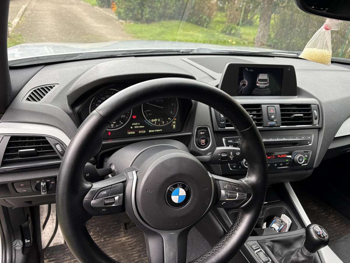 BMW 118, 2.0 l., Хэтчбек