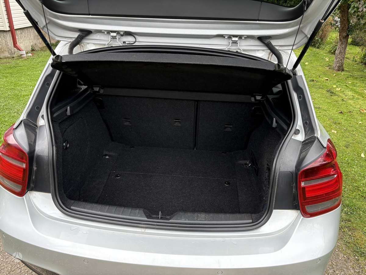 BMW 118, 2.0 l., hatchback