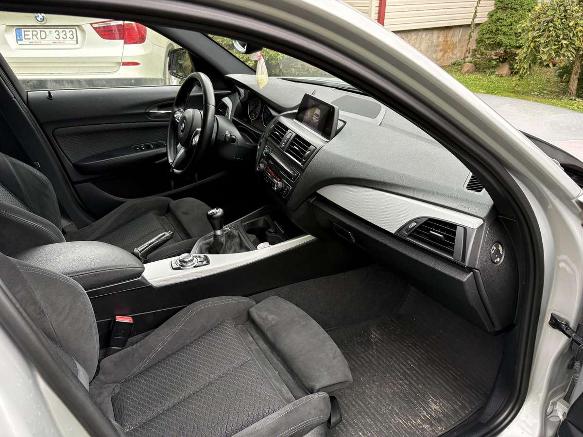 BMW 118, 2.0 l., hatchback