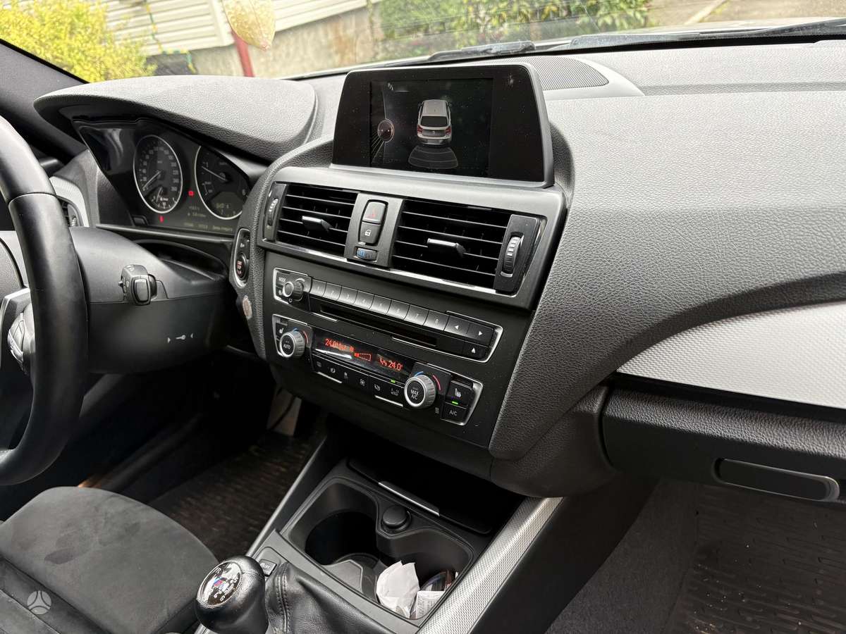BMW 118, 2.0 l., Хэтчбек