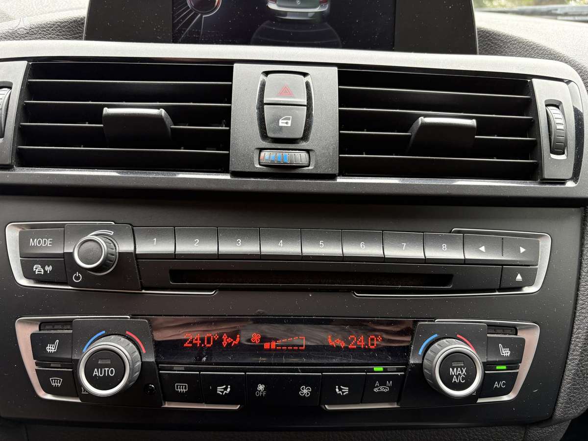 BMW 118, 2.0 l., Хэтчбек