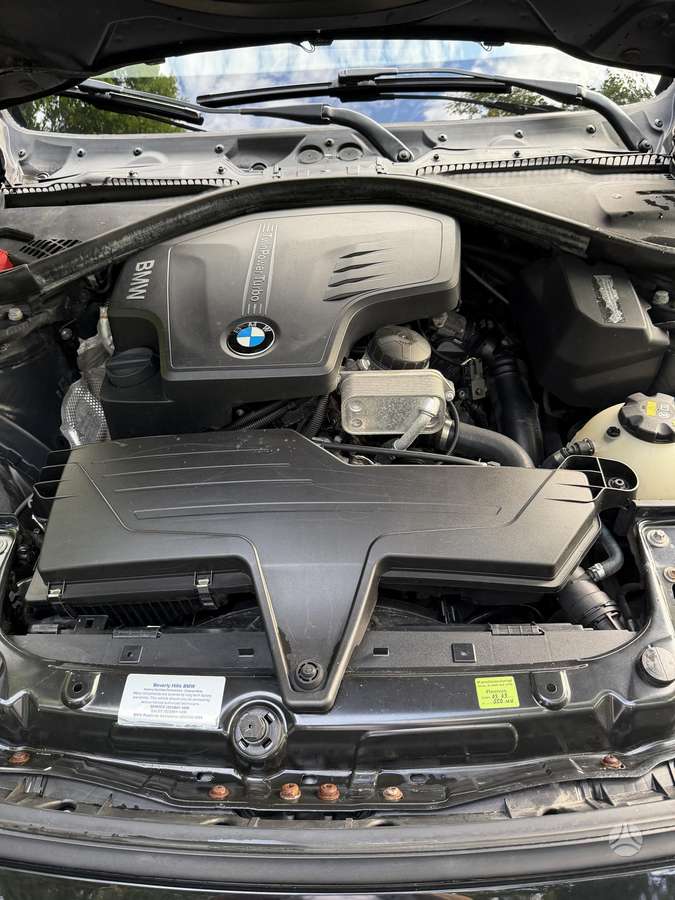 BMW 328 Gran Turismo - 12