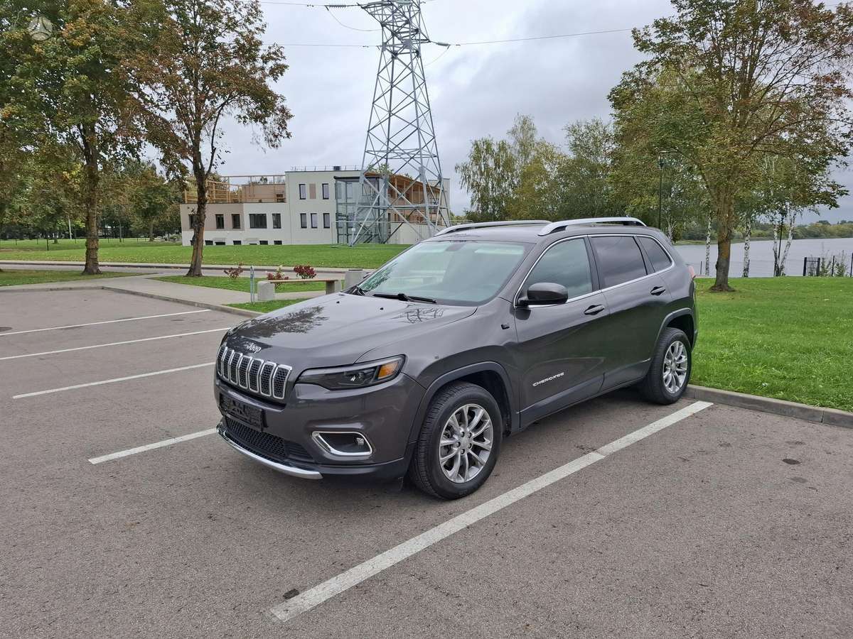 Jeep Cherokee - 7