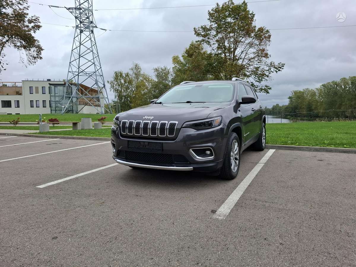 Jeep Cherokee - 9
