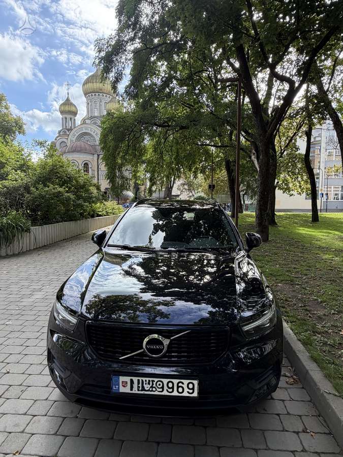 Volvo XC40 - 1