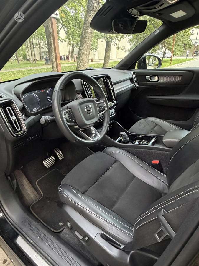 Volvo XC40 - 5