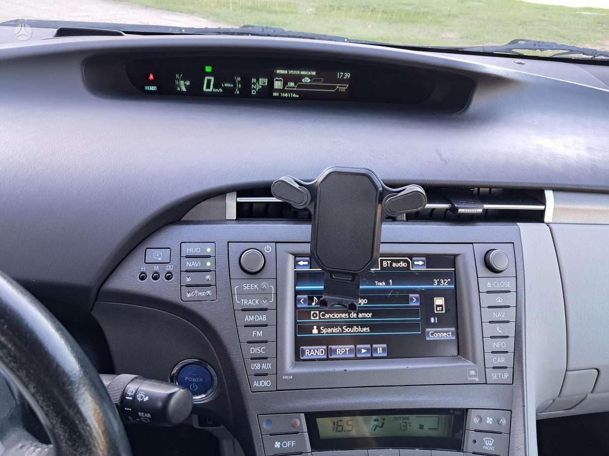 Toyota Prius - 7