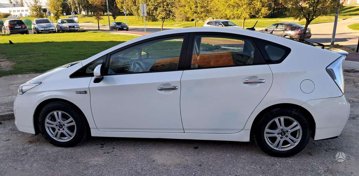 Toyota Prius - 6
