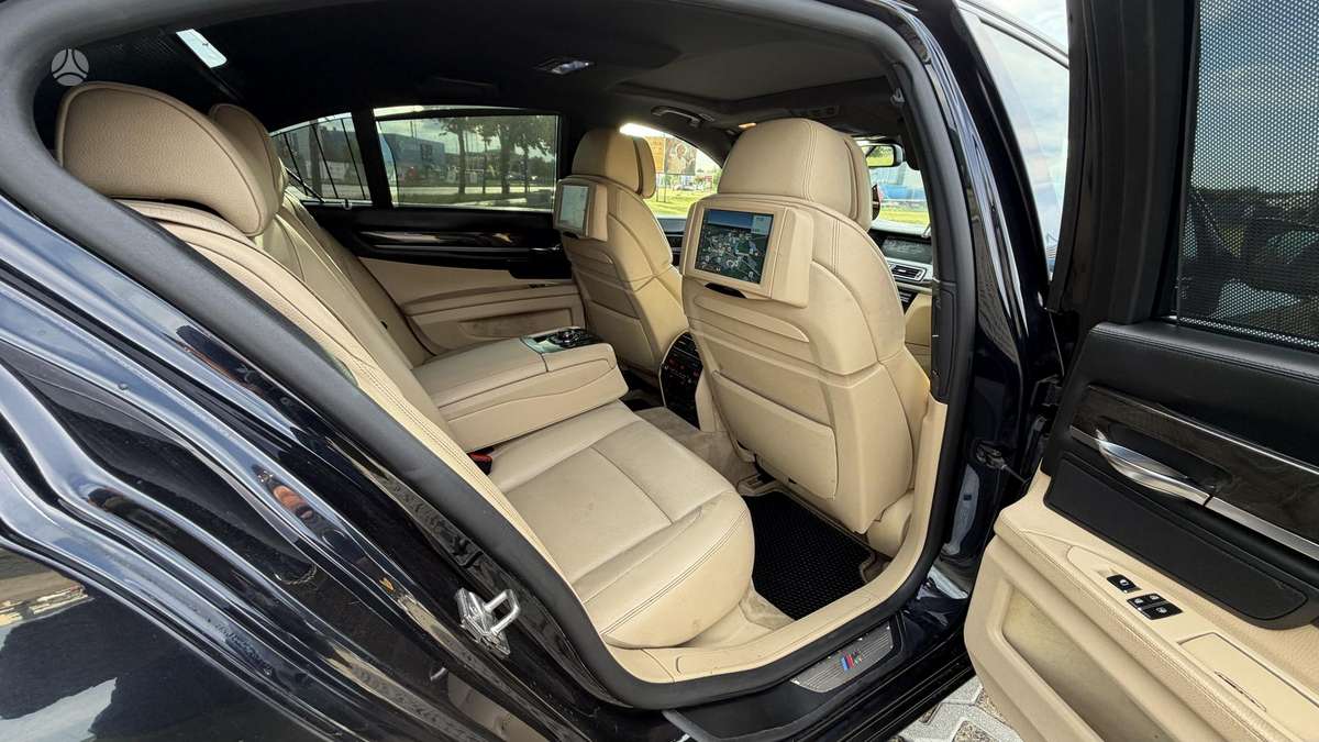 BMW 730 - 10