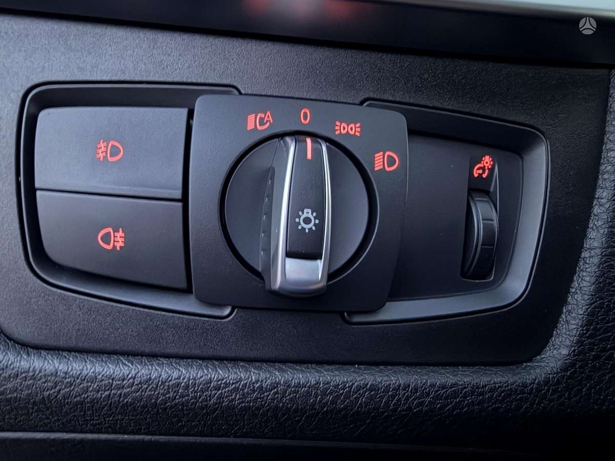 BMW 320, 2.0 l., universalas