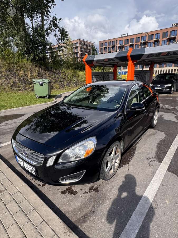 Volvo S60 - 2