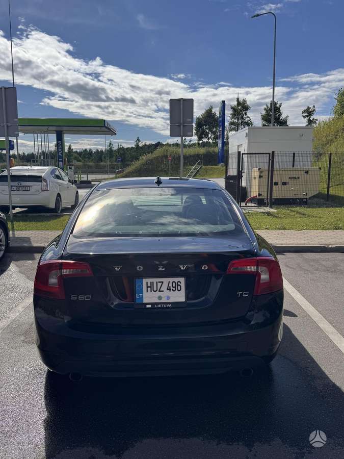 Volvo S60 - 8