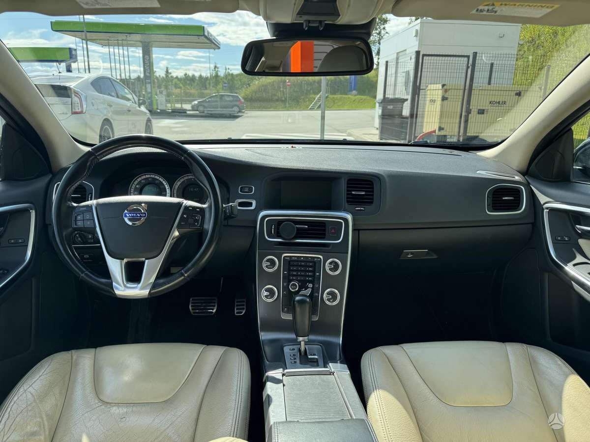 Volvo S60 - 12