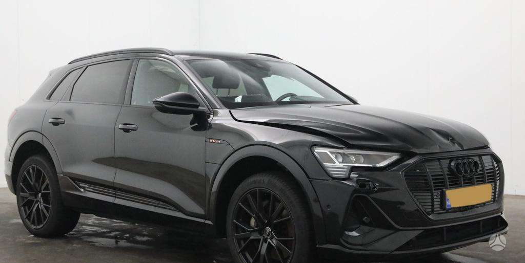 Audi e-tron - 5
