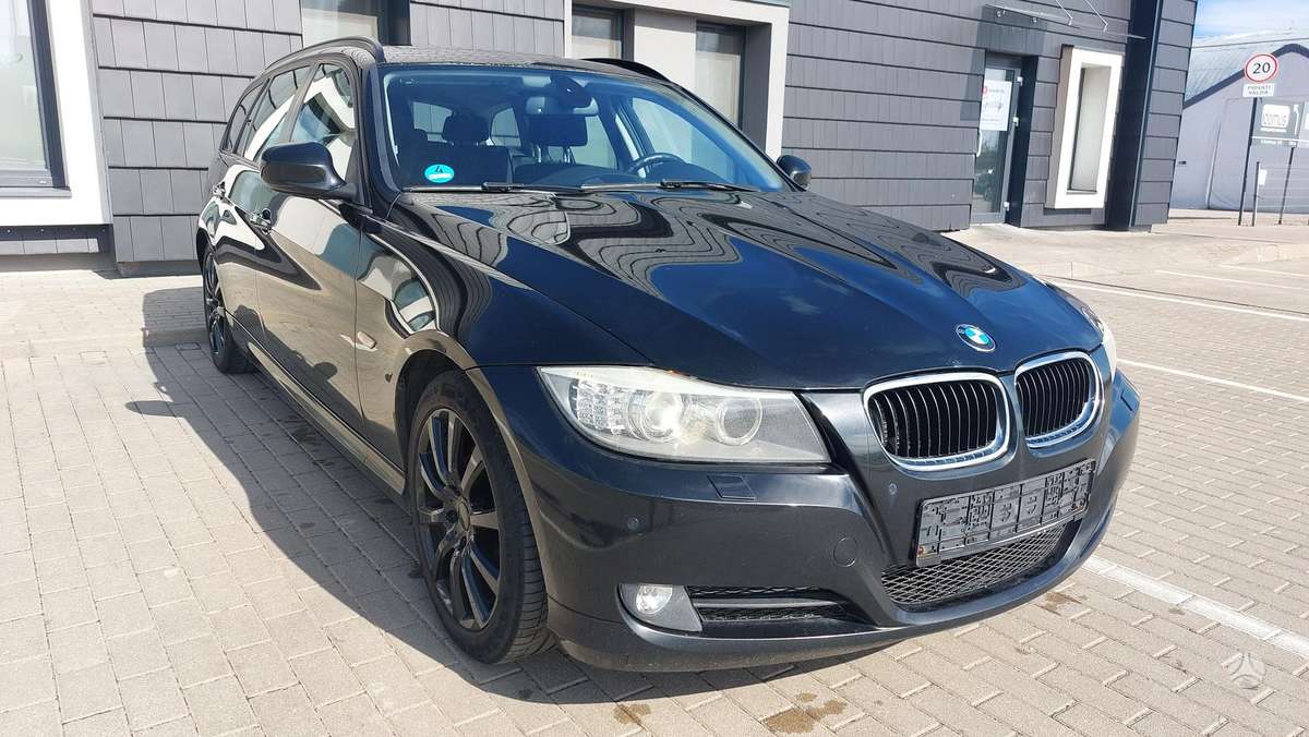 BMW 320 - 1