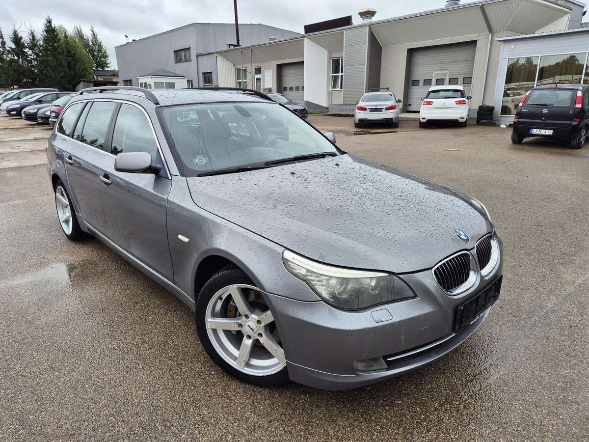 BMW 525, 2.5 l., wagon