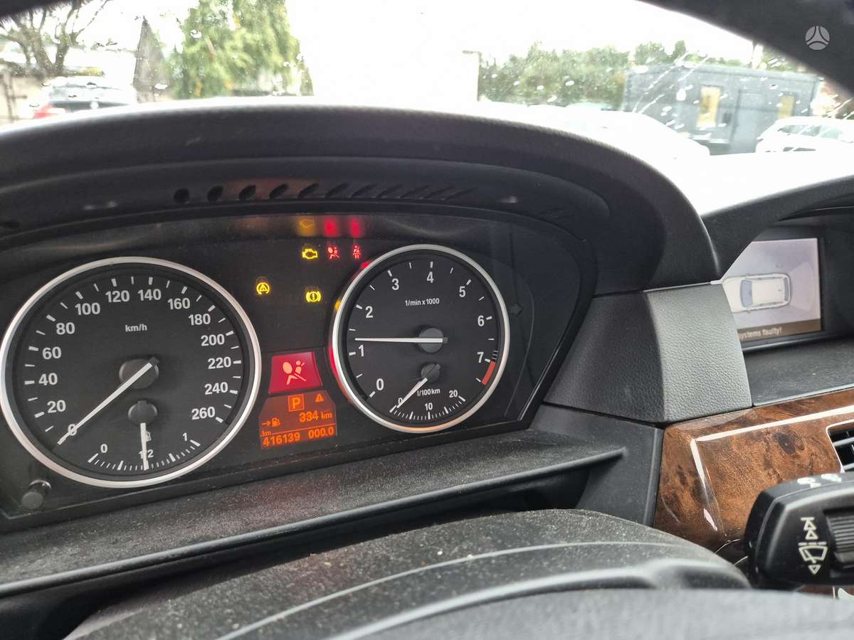 BMW 525 - 7